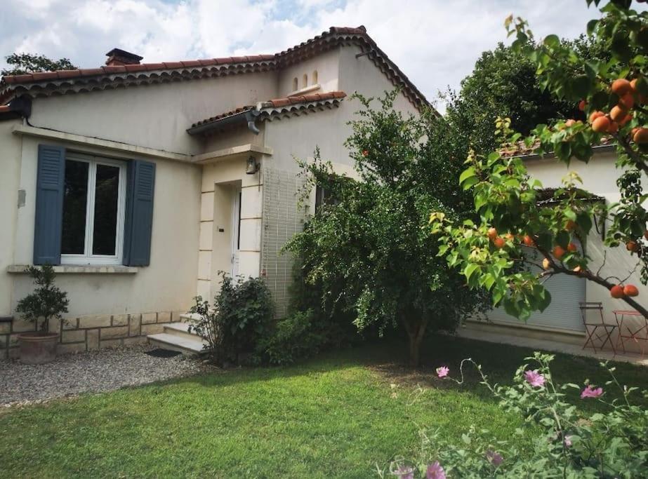 Maison Avec Piscine Dans Village Provencal. Courthézon Eksteriør bilde