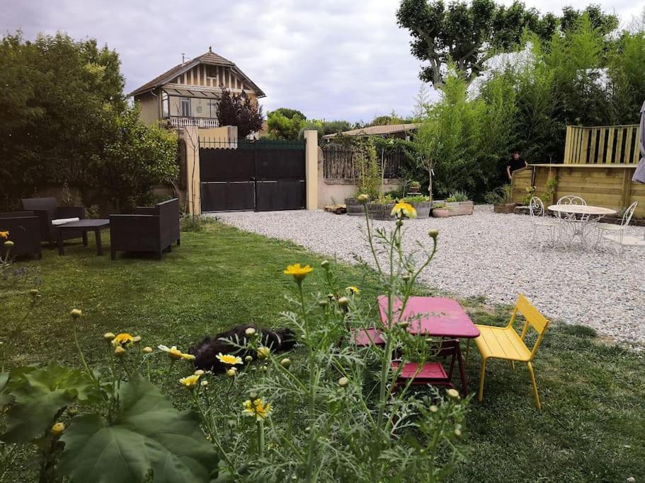 Maison Avec Piscine Dans Village Provencal. Courthézon Eksteriør bilde